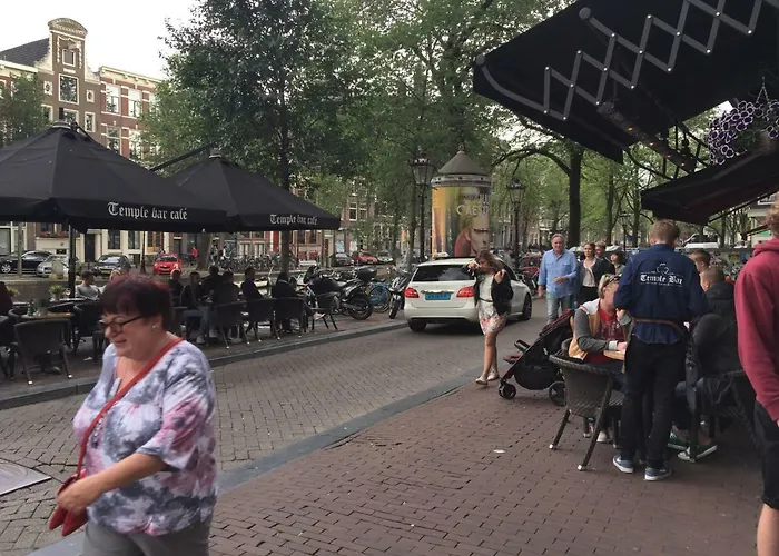 Barndesteeg Amsterdam