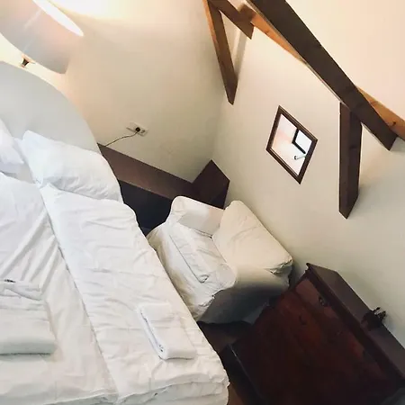 Barndesteeg Pensión *